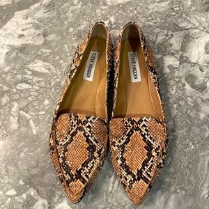 Steve Madden. Snake skin, studded loafers. Size 9